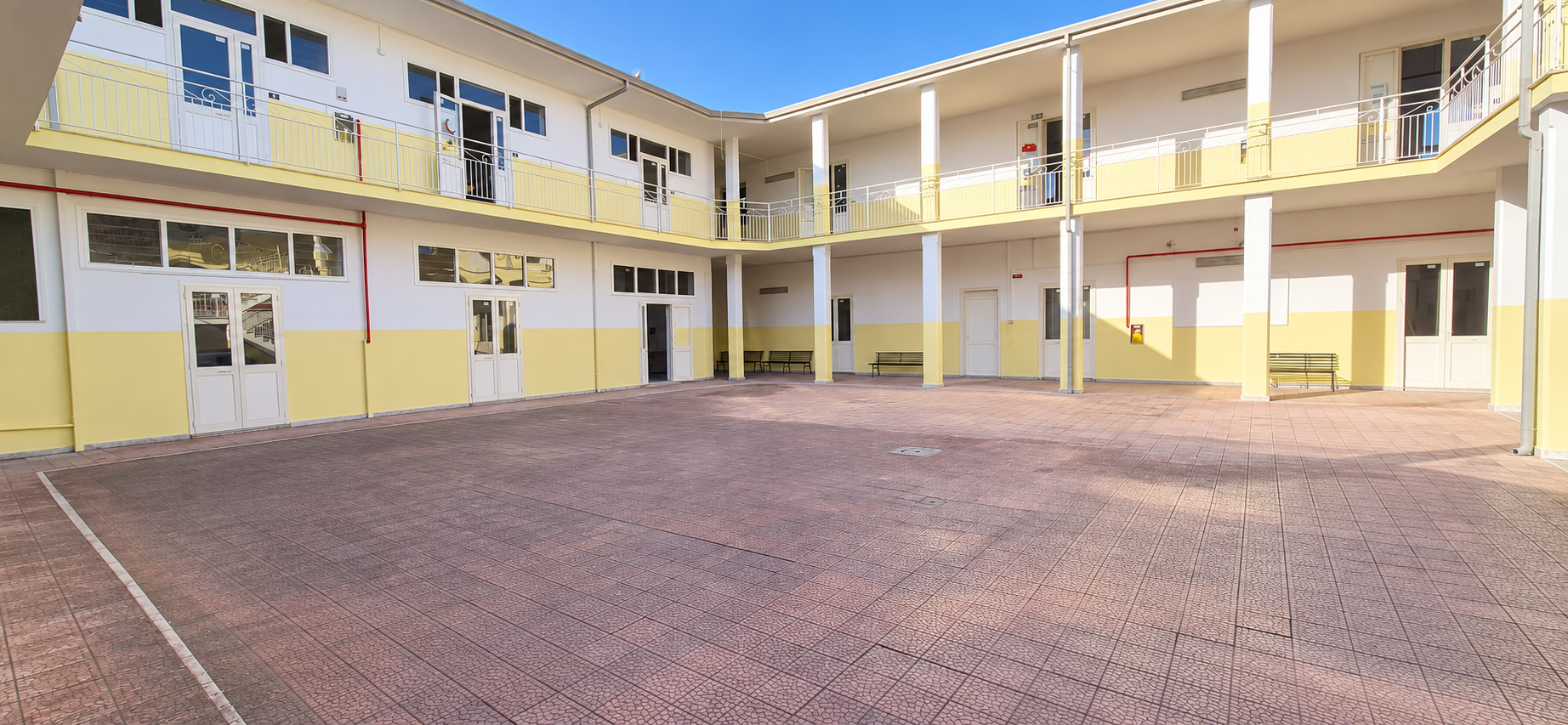 Cortile interno dell'Istituto Paritario San Francesco